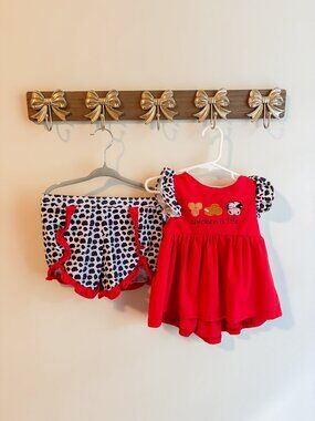Girls CFA chicken is life size 18 months set